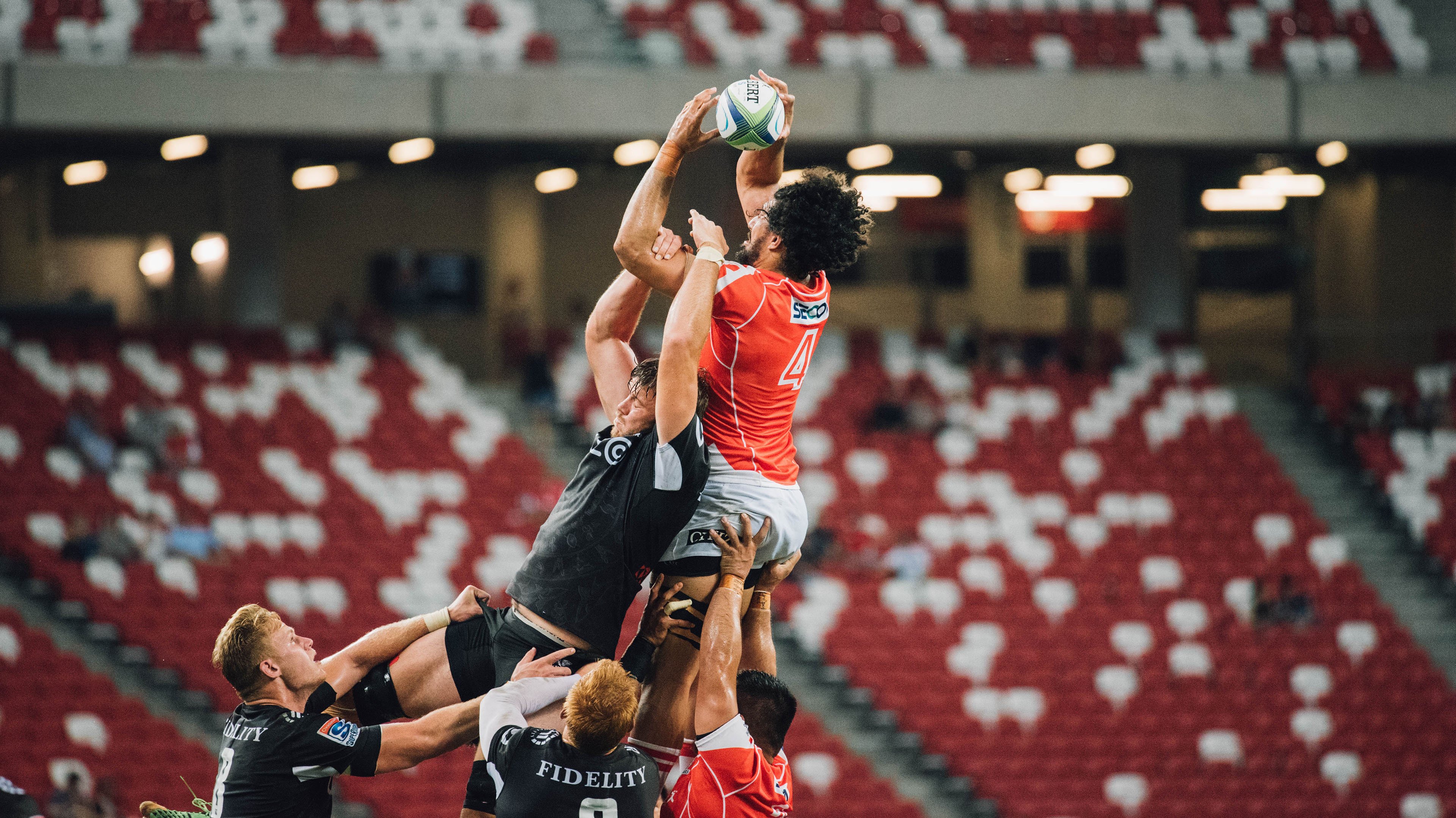 “帕布罗·马特拉：阿根廷美洲狮队的进攻与防守双重核心”