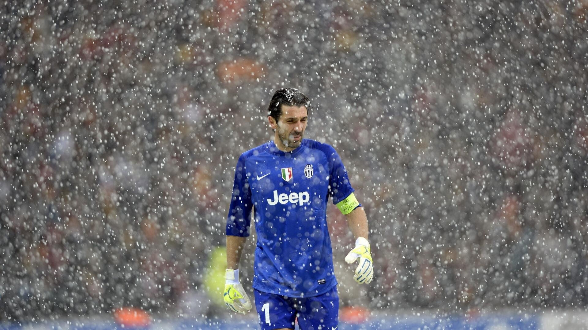 中国足球联赛社交媒体运营策略创新，足球媒体简介